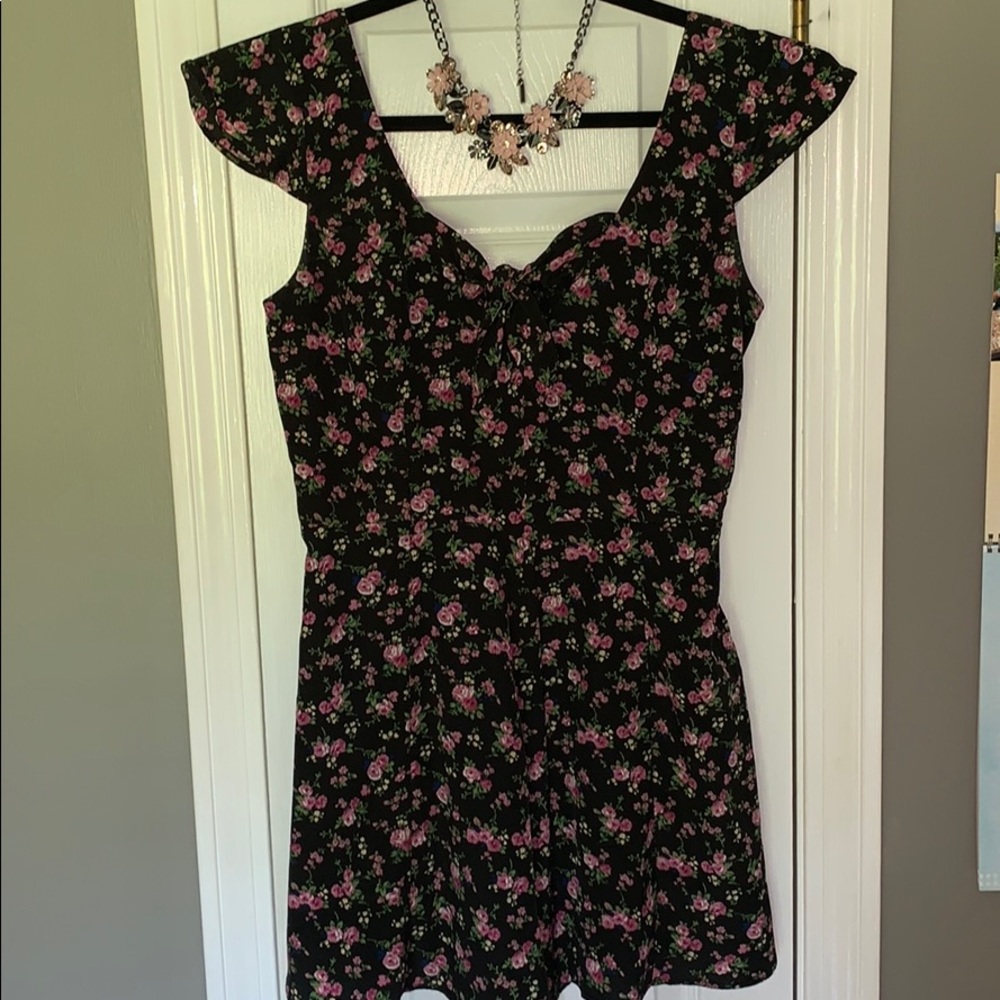 PRICE DROP 🌙 Monteau Romper